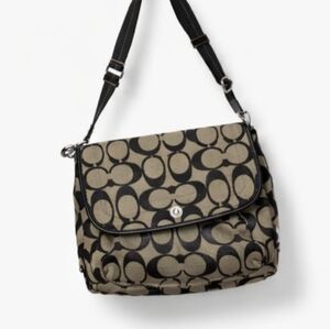 Coach Daisy Large Signature Messenger Bag F16557 Light Grey & Black